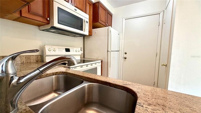 Building Photo - 5561 Slash Pine Ct