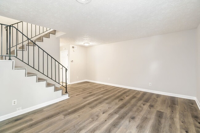 Building Photo - 118 Ladbrook Ln
