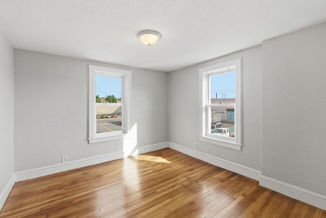 Building Photo - 293 Clemente St