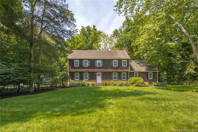 Building Photo - 33 Riverfield Dr