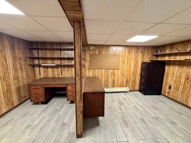 Building Photo - 487 Lowell Ave