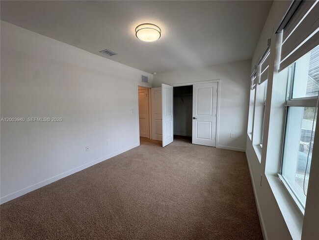 Building Photo - 12948 SW 265th Terrace