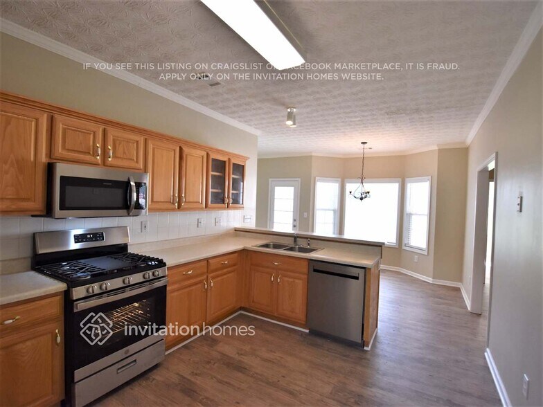 Building Photo - 312 Glouchester Dr