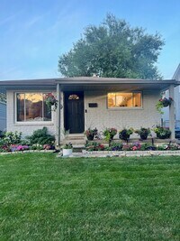 Building Photo - 528 S Dorchester Ave