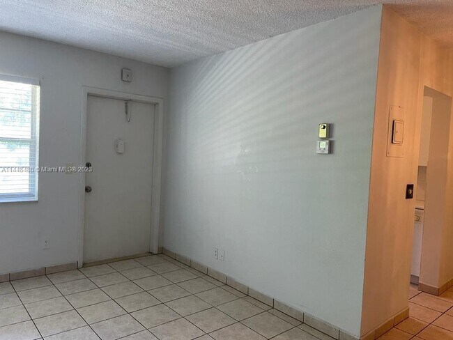 Building Photo - 1420 Atlantic Shores Blvd