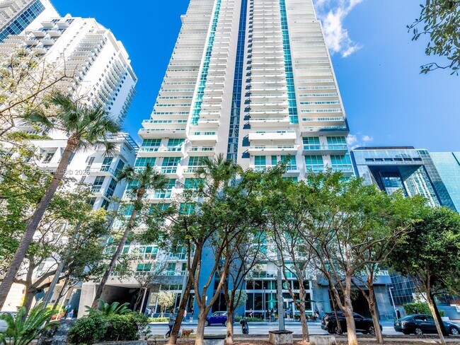 Building Photo - 1080 Brickell Ave