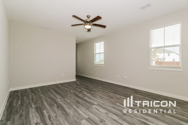 Building Photo - 1732 Mexican Heather Dr