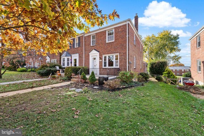 Building Photo - 101 Regester Ave