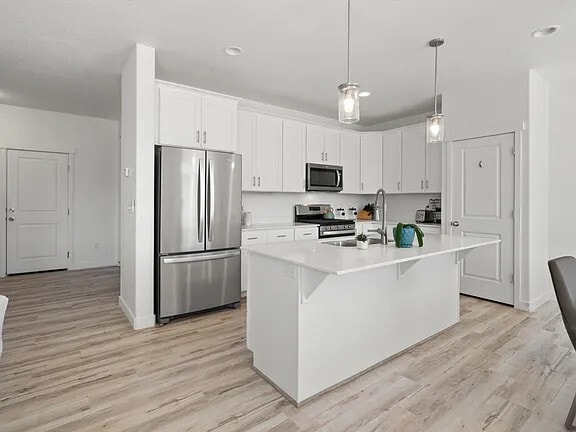 Building Photo - 4228 E Bonne Vista Dr