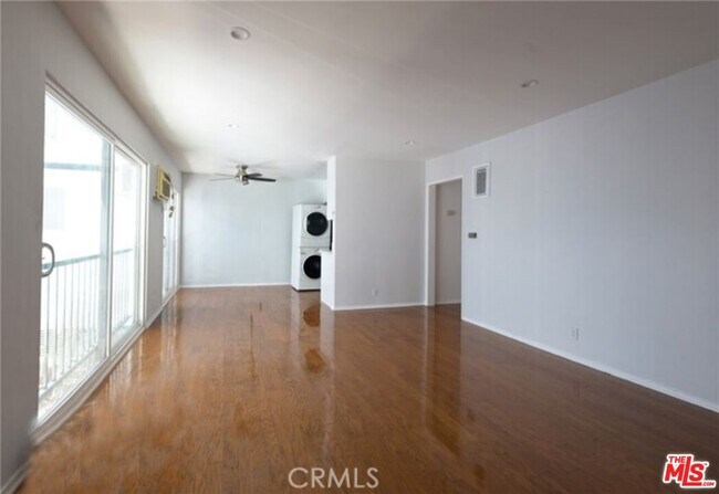 Building Photo - 1436 S Bedford St