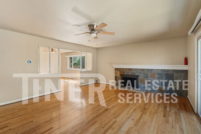 Building Photo - 6138 Cherrelyn Way