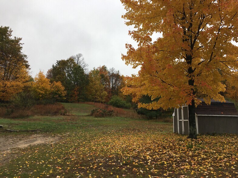 Building Photo - 3823 Leeside Ln