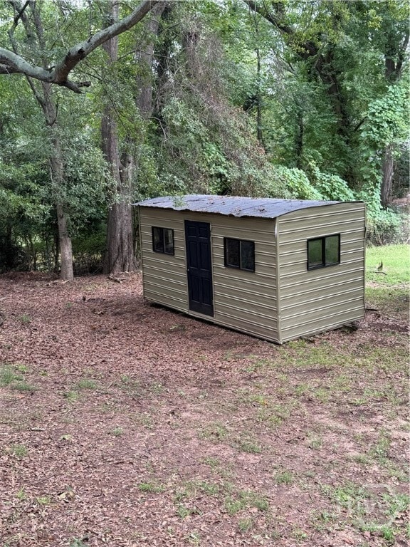 Building Photo - 185 Landor Dr