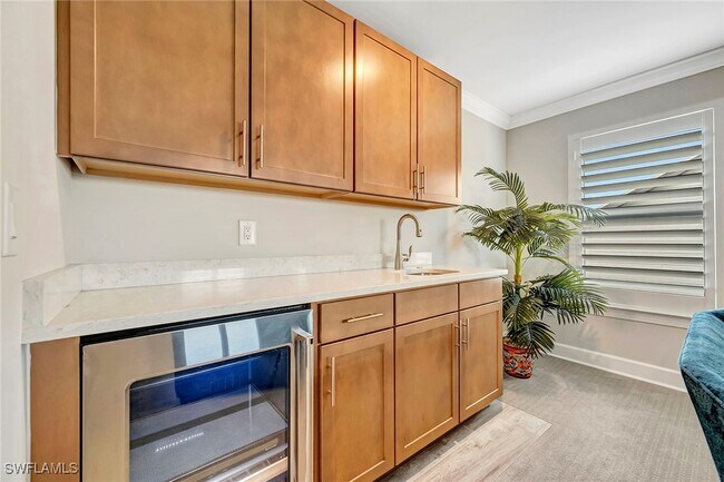 Building Photo - 9574 Everglades Dr