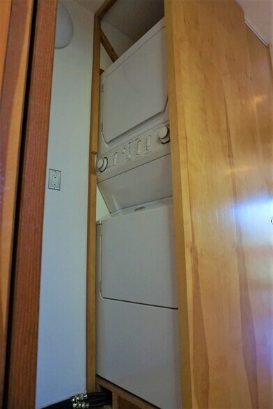 Building Photo - 2238 Allegheny Way