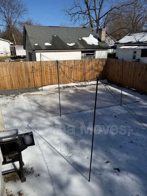 Building Photo - 6 10th St