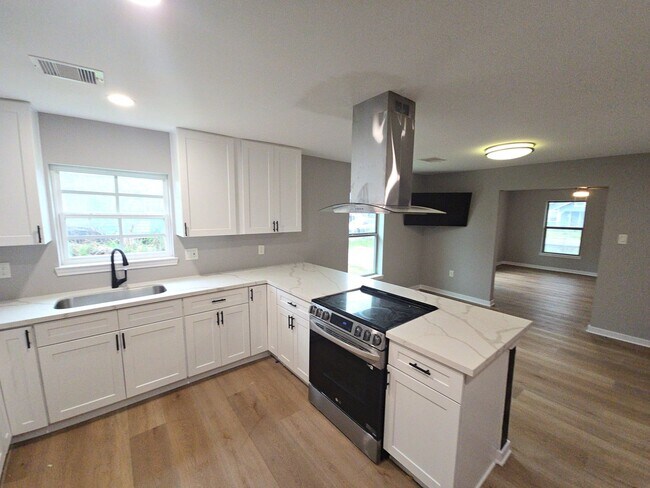 Building Photo - 3118 Memel St