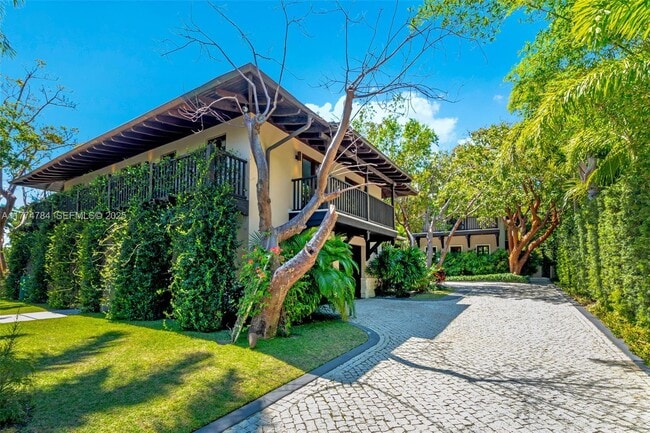 Building Photo - 9 Harbor Point