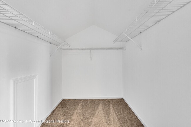 Building Photo - 7 Alpine Trail