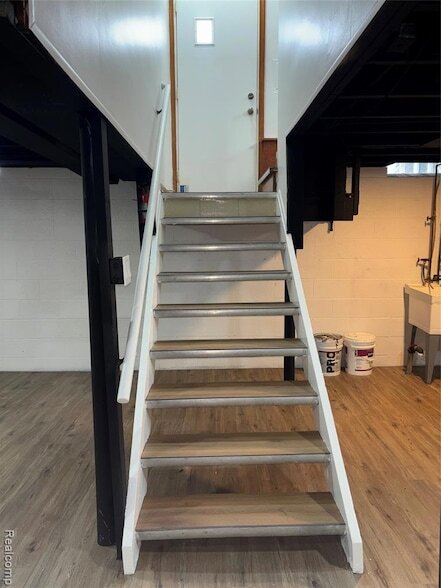 Building Photo - 1641 Fairview Ave