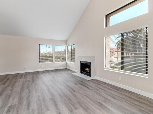 Building Photo - Newly Remodeled 2 Story, 3 Bedroom Condo