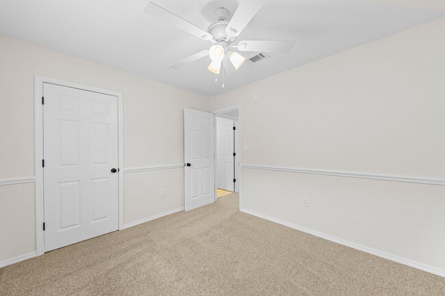 Building Photo - 4558 Barrington Ln