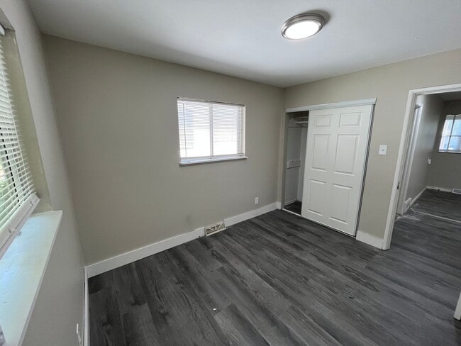 Building Photo - Renovated Two Bedroom One Bath Home Coming...