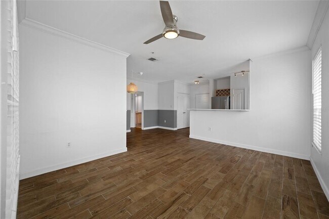 Building Photo - 5000 Culbreath Key Way