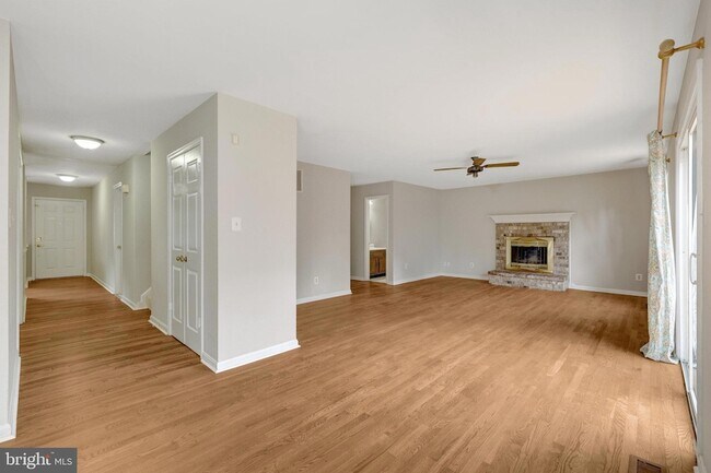 Building Photo - 2219 Cedar Mill Ct