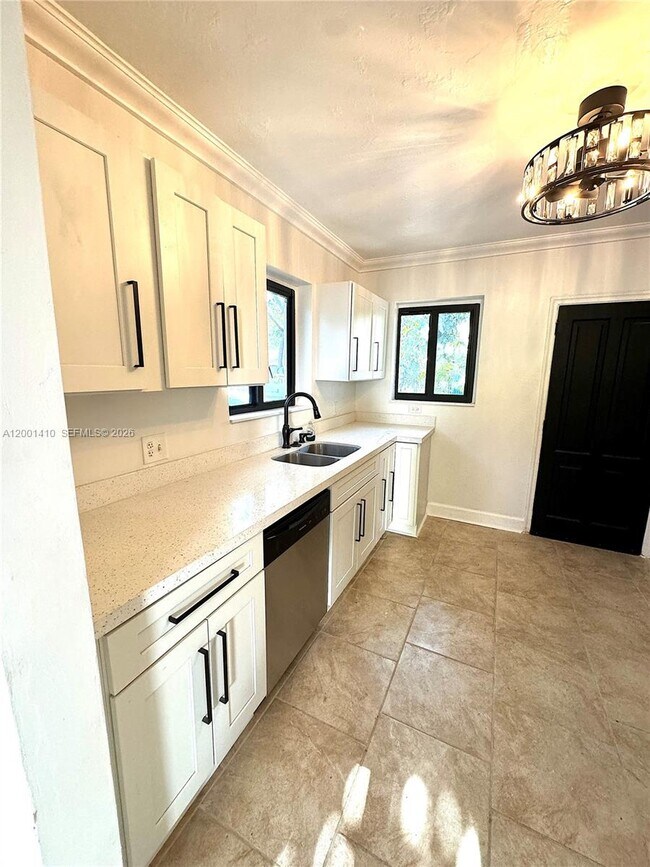 Building Photo - 5530 NW Miami Ct