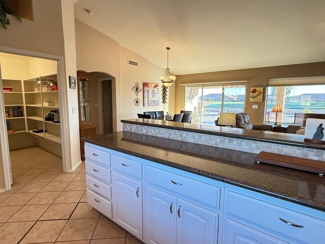 Building Photo - SUNLAND SPRINGS 55+ CORNER LOT 3 BEDROOM 2 BATHROOM FULLY FURNISHED HOME