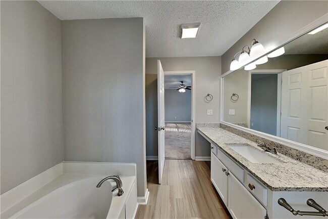 Building Photo - 2997 Chessie Ct NW