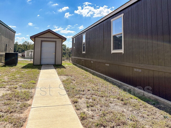 Building Photo - 1413 Cotopaxi St