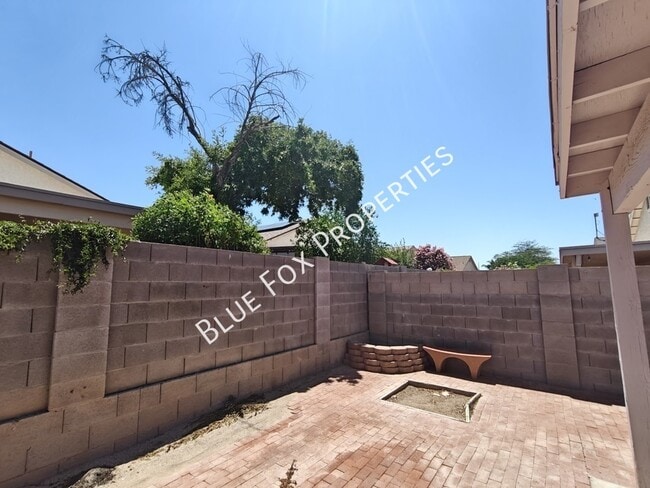 Building Photo - 6442 E Mary Dr