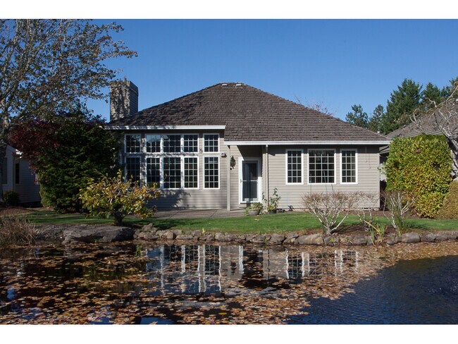 Building Photo - 16090 NW Birdie Ln