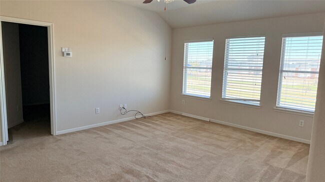 Building Photo - 2107 Auburn Vale St