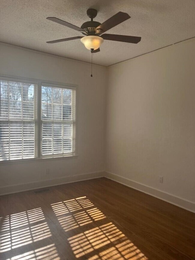 Building Photo - 3589 Carnes Ave