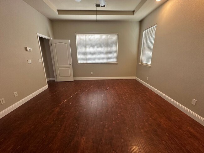 Building Photo - 4333 Reveil Ln