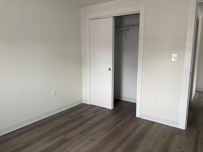 Building Photo - 1741 Washington St