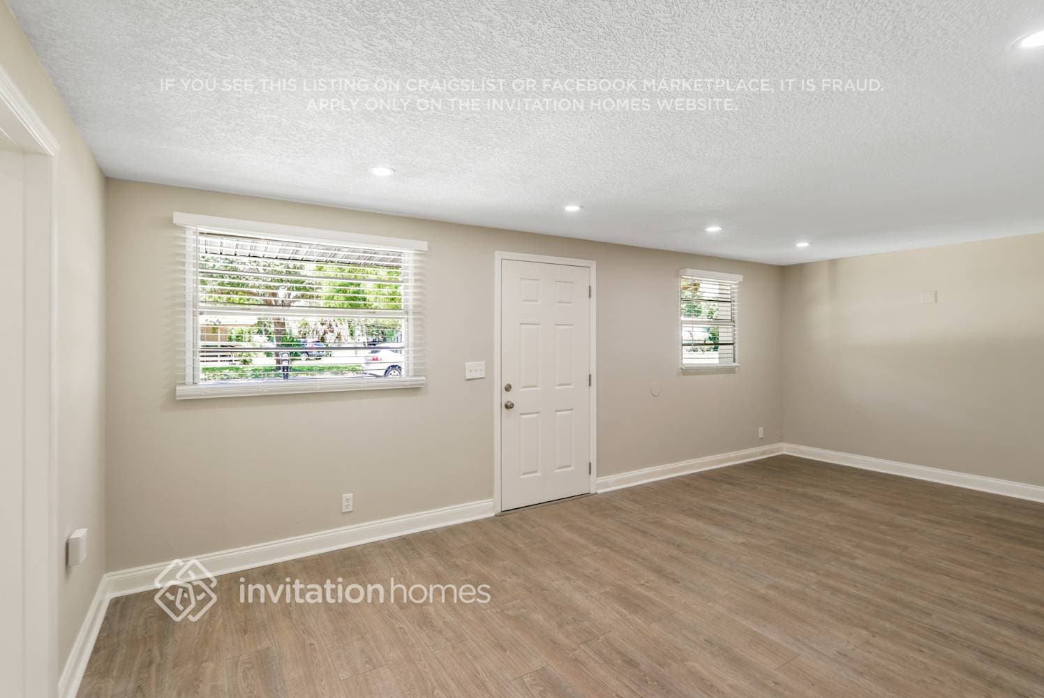 Building Photo - 4010 Treasure Cir