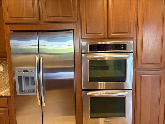 Building Photo - 46172 Pinon Pine Way