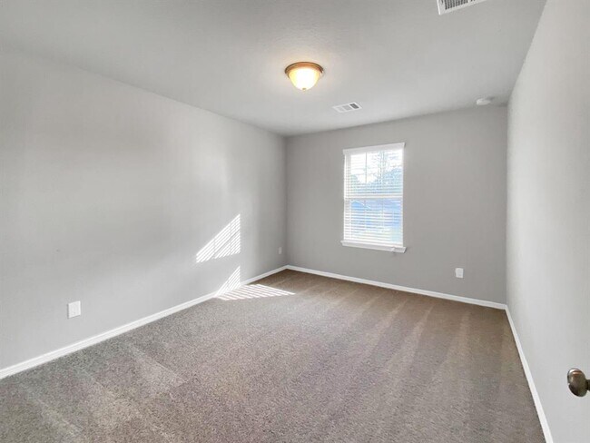 Building Photo - 847 Redinger Ridge Dr