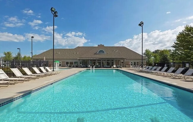 Building Photo - 15130 Fanning Dr N