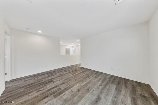 Building Photo - 10822 Hunters Green Ave