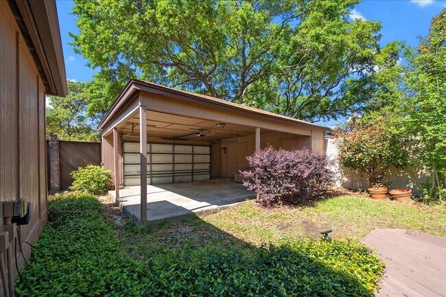 Building Photo - 8342 Silvan Wind Ln