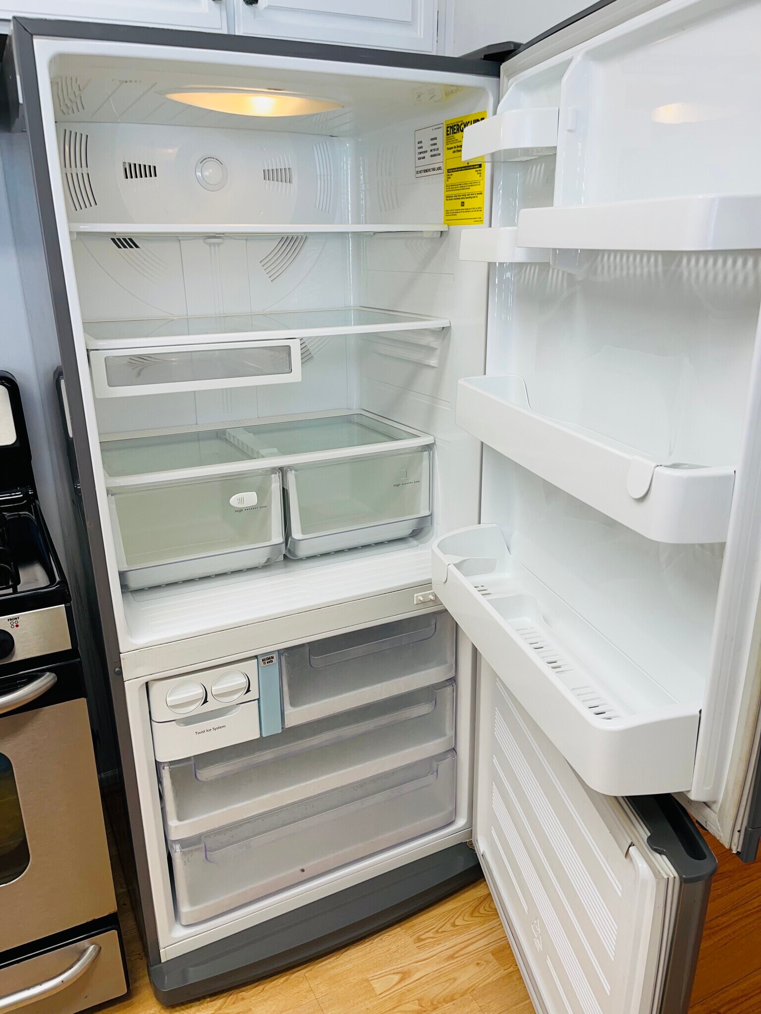 Building Photo - 12731 Pacific Ave