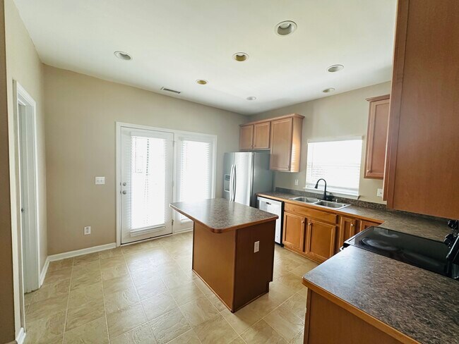 Building Photo - 232 Broadgait Brae Road