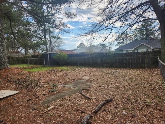 Building Photo - 463 Durden Rd