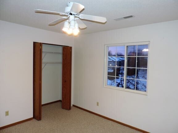 Building Photo - $1,060 | 2 Bedroom, 1 Bathroom Condo | Pet Friendly* | Sublease* | Available for December 12th, 2...
