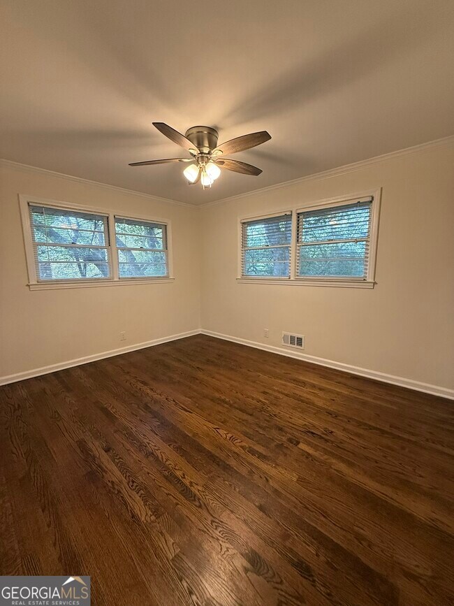 Building Photo - 3085 Stantondale Dr